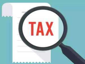 How To Navigate US Taxes: A Simple Guide to Filing and Saving Money