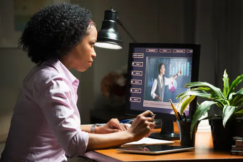 How to Navigate the “How-To Online” Economy: What Americans Are Learning—and Why It Matters